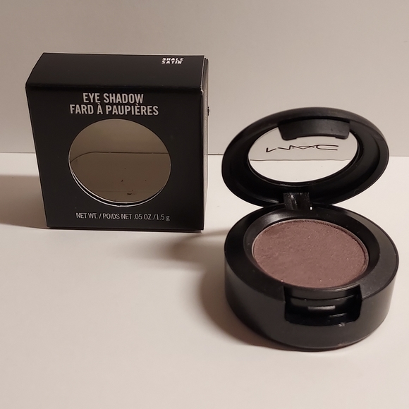 MAC Eyeshadow *SHALE (Satin)* / .05 oz / New in box / RARE - Picture 2 of 5